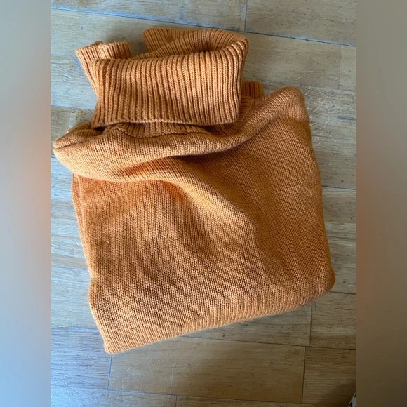 Cozy Mustard Sweater Forever 21 US small - Picture 16 of 16